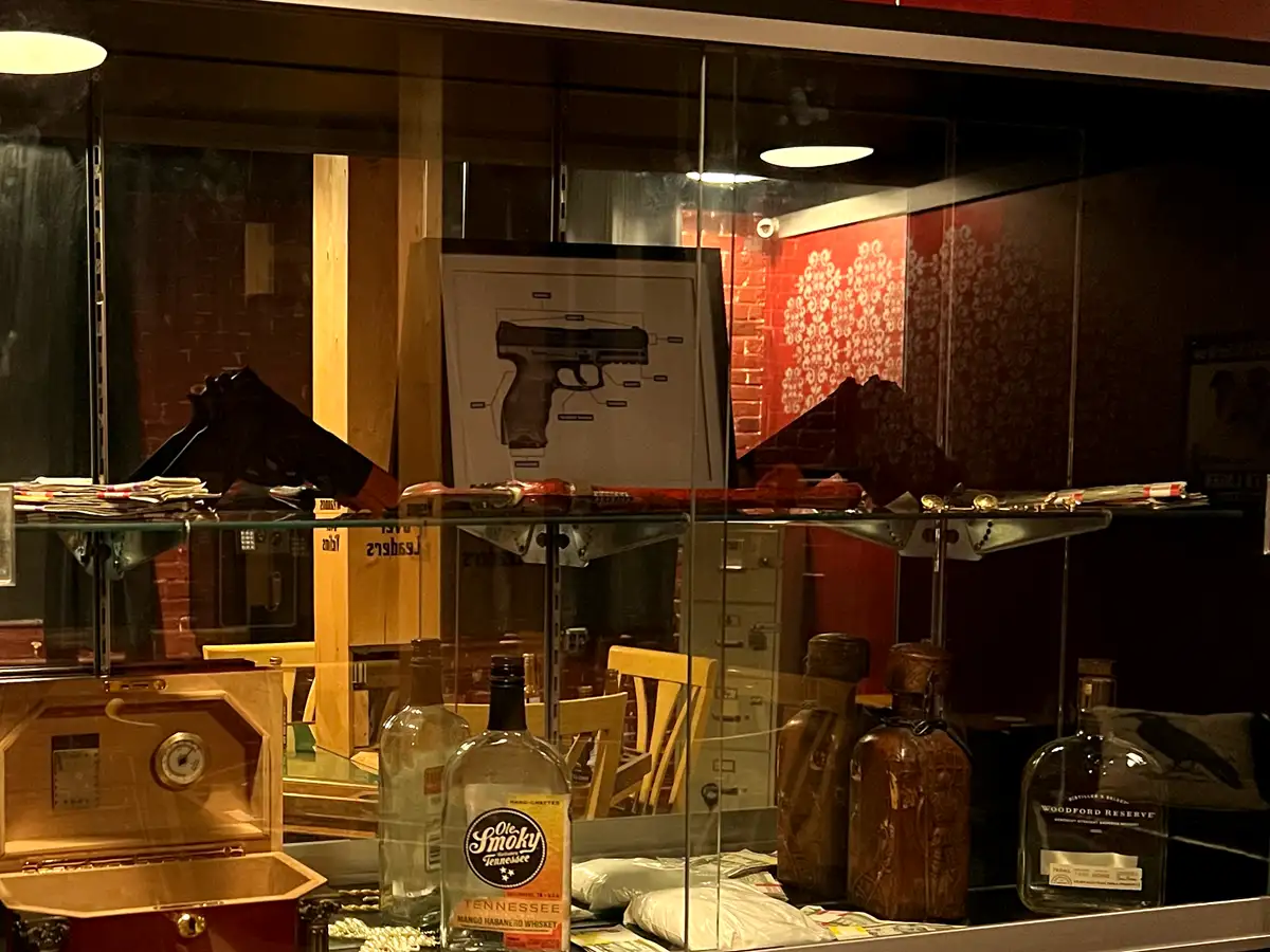 loot collected by mafia members in escape room