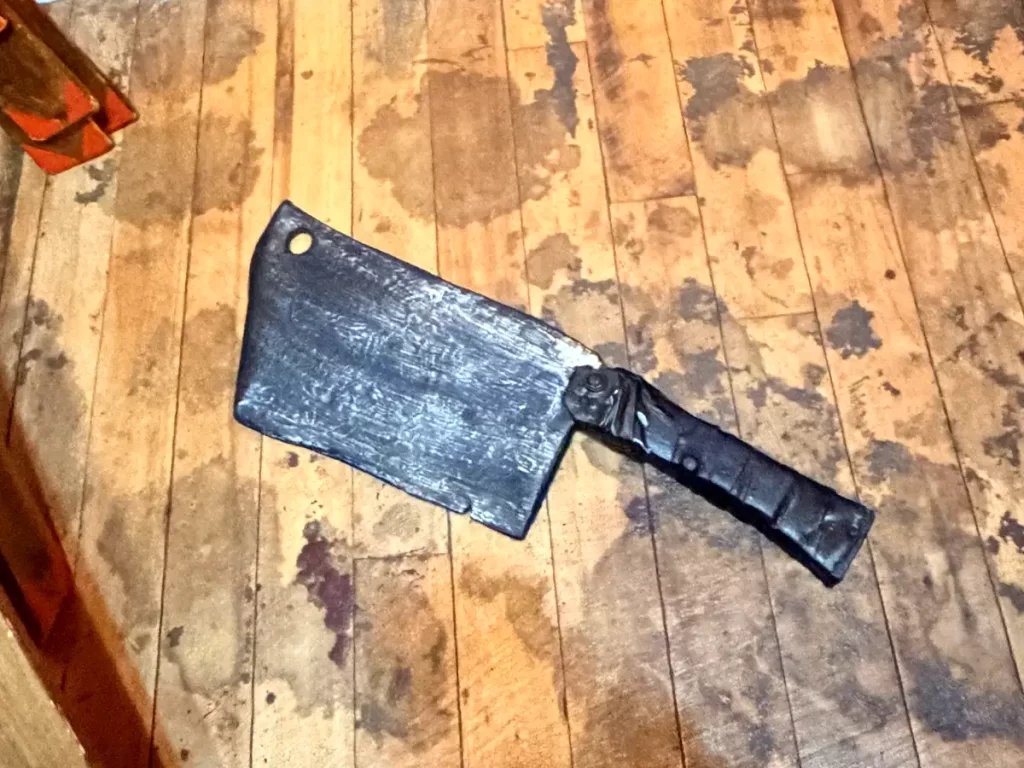  evidence of a weapon on the floor of the zodiacs apartment